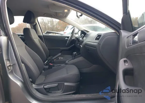 2011 Volkswagen Jetta 2.0L S из США, поврежденный, VIN 3VW2K7AJ7BM022495